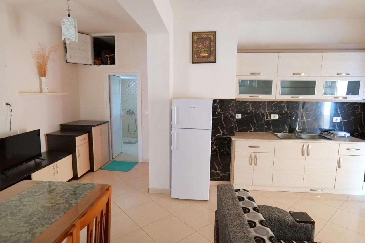 Vila Fredi Ksamil Luaran gambar