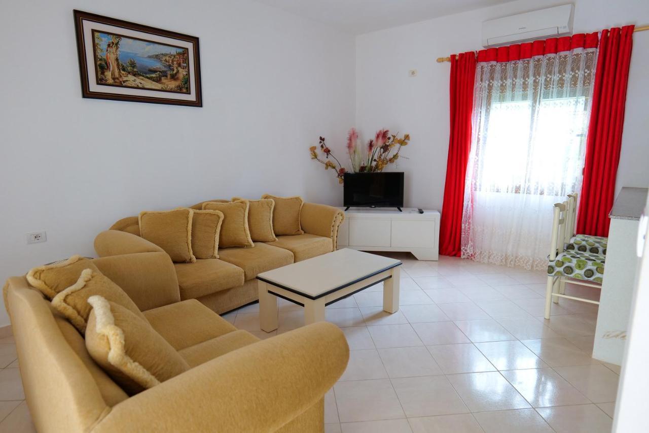 Vila Fredi Ksamil Luaran gambar